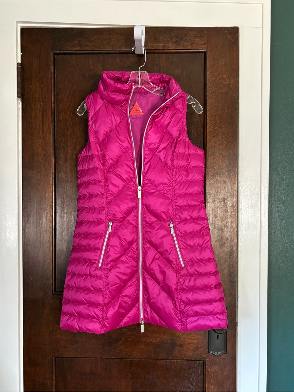 My ANORAK Women's Quilted Packable Vest in Hot Pink